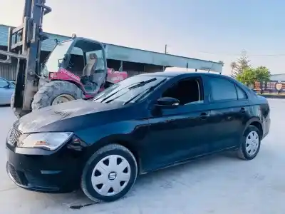 Veicolo di demolizione seat toledo (kg3) connect dell'anno 2015 alimentato cxm