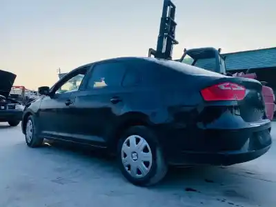 Veicolo di demolizione seat toledo (kg3) connect dell'anno 2015 alimentato cxm