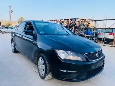 Veicolo di demolizione seat toledo (kg3) connect dell'anno 2015 alimentato cxm