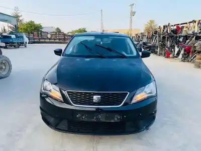 Veicolo di demolizione seat toledo (kg3) connect dell'anno 2015 alimentato cxm