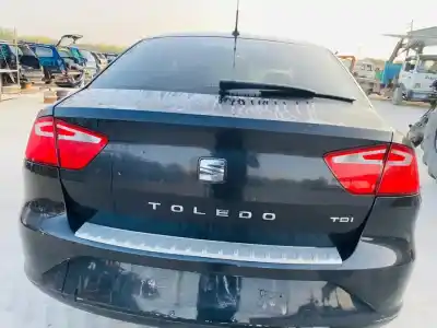 Veicolo di demolizione seat toledo (kg3) connect dell'anno 2015 alimentato cxm