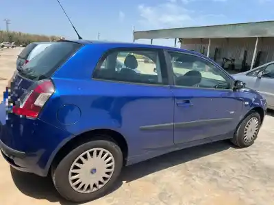 Sloopvoertuig fiat stilo multi wagon (192_) 1.9 d multijet van het jaar 2001 aangedreven 192a8000