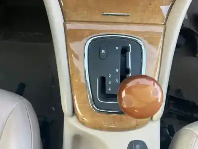Veículo de Sucata jaguar x-type i (x400) 2.5 v6 a las 4 ruedas do ano 2001 alimentado 