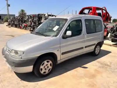 Sloopvoertuig citroen berlingo 1.9 d multispace van het jaar 2001 aangedreven wjz