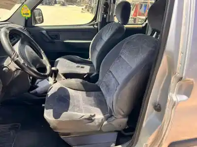 Sloopvoertuig citroen berlingo 1.9 d multispace van het jaar 2001 aangedreven wjz