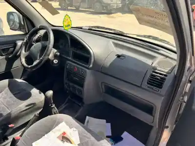 Sloopvoertuig citroen berlingo 1.9 d multispace van het jaar 2001 aangedreven wjz