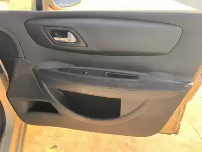 Veículo de Sucata citroen c4 berlina collection do ano 2001 alimentado nfu