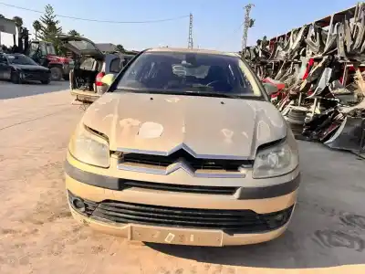 Veículo de Sucata citroen c4 berlina collection do ano 2001 alimentado nfu