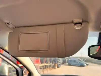 Veículo de Sucata citroen c4 berlina collection do ano 2001 alimentado nfu