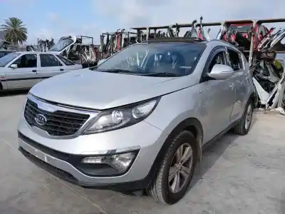 Veículo de Sucata kia sportage basic 4x2 do ano 2014 alimentado g4kd