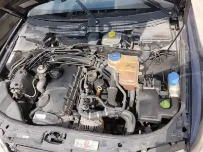 Veicolo di demolizione AUDI A4 BERLINA (B5) 1.9 TDI dell'anno 2001 alimentato AJM