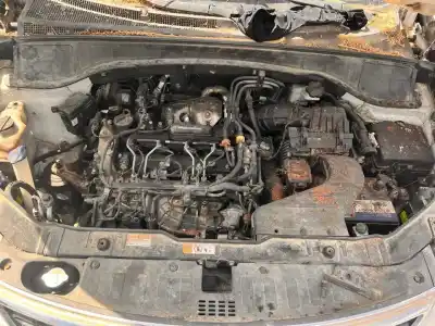 Scrapping Vehicle kia sorento emotion 4wd of the year 2010 powered 