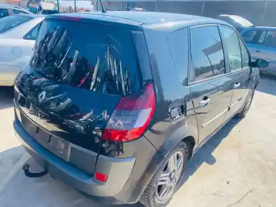 Veículo de Sucata renault scenic ii confort dynamique do ano 2001 alimentado 