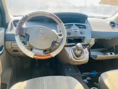 Veículo de Sucata renault scenic ii confort dynamique do ano 2001 alimentado 