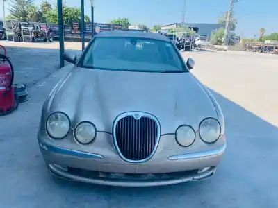 Hurda Aracı jaguar s-type 3.0 v6 24v cat yılın 2001 güçlü 