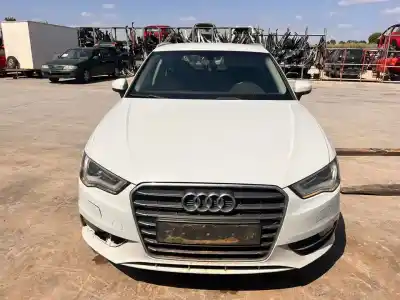 Veículo de Sucata audi a3 sportback (8va) ambiente 122 cv / 90 kw do ano 2014 alimentado czc