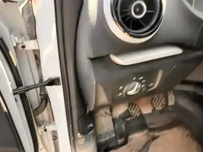 Veículo de Sucata audi a3 sportback (8va) ambiente 122 cv / 90 kw do ano 2014 alimentado czc