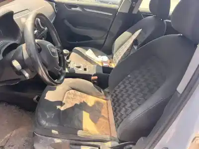 Veículo de Sucata audi a3 sportback (8va) ambiente 122 cv / 90 kw do ano 2014 alimentado czc