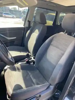 Здавання транспортного засобу ford c-max (cb3) ghia року 2001 потужний kkda