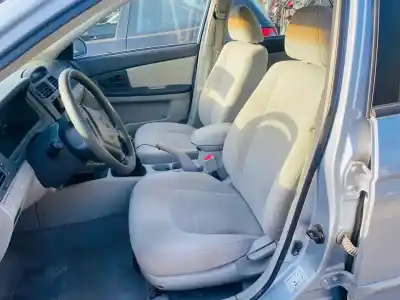 Scrapping Vehicle kia cerato i fastback (ld) 1.6 of the year 2001 powered 