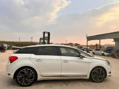 Здавання транспортного засобу citroen ds5 sport року 2012 потужний rh02