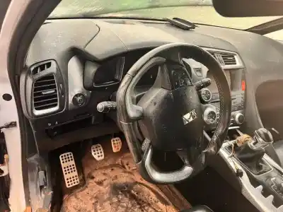 Здавання транспортного засобу citroen ds5 sport року 2012 потужний rh02