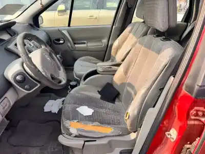 Scrapping Vehicle renault scenic ii confort dynamique of the year 2001 powered f9q812