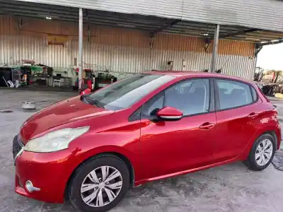 Veículo de Sucata peugeot 208 allure do ano 2019 alimentado 