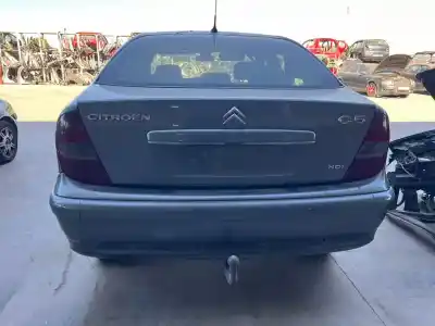 Veículo de Sucata citroen c5 berlina 2.0 hdi magic do ano 2003 alimentado 