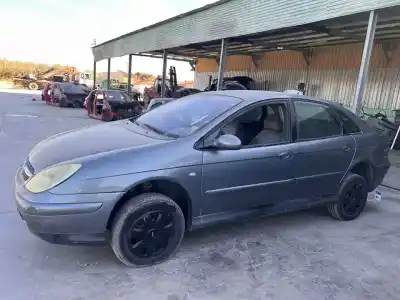 Veículo de Sucata citroen c5 berlina 2.0 hdi magic do ano 2003 alimentado 