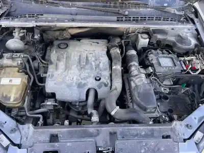 Veículo de Sucata citroen c5 berlina 2.0 hdi magic do ano 2003 alimentado 