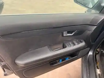 Здавання транспортного засобу audi a4 b6 (8e2) 1.9 tdi року 2001 потужний avf