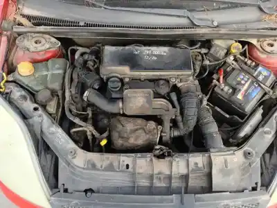 Veículo de Sucata ford fiesta (cbk) ambiente do ano 2001 alimentado 