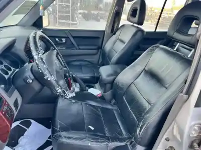 Здавання транспортного засобу mitsubishi montero (v60/v70) 3.2 di-d all-four року 2005 потужний m441