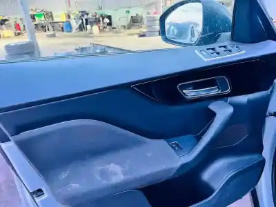 Veículo de Sucata jaguar f-pace portfolio do ano 2016 alimentado 204dtd Veículo de Sucata jaguar f-pace portfolio do ano 2016 alimentado 204dtd