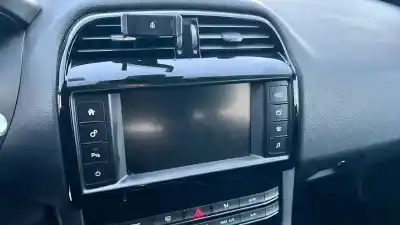 Veículo de Sucata jaguar f-pace portfolio do ano 2016 alimentado 204dtd Veículo de Sucata jaguar f-pace portfolio do ano 2016 alimentado 204dtd