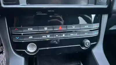 Veículo de Sucata jaguar f-pace portfolio do ano 2016 alimentado 204dtd Veículo de Sucata jaguar f-pace portfolio do ano 2016 alimentado 204dtd