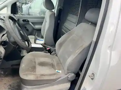 Здавання транспортного засобу volkswagen caddy ka/kb (2k) furg. 69 cv / 51 kw року 2003 потужний bst