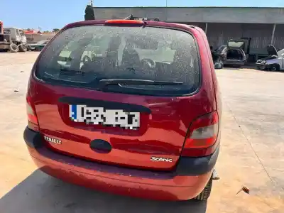 Sloopvoertuig renault scenic (ja..) 1.4 16v authentique van het jaar 2001 aangedreven [k4j714]