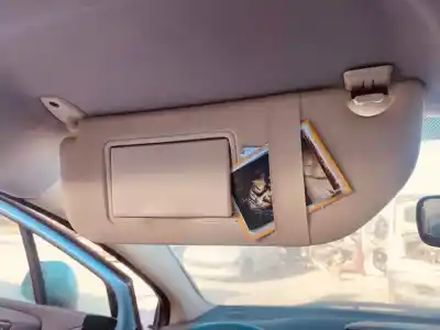 Veículo de Sucata citroen c4 berlina collection do ano 2004 alimentado 9hx