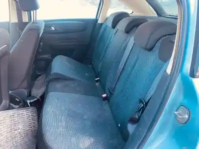 Veículo de Sucata citroen c4 berlina collection do ano 2004 alimentado 9hx