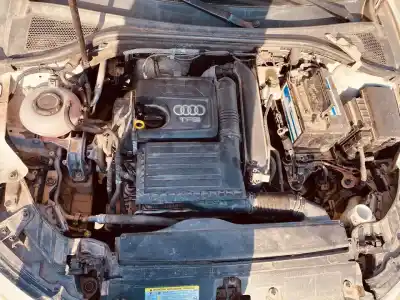 Veículo de Sucata audi a3 cabrio (8ve) design edition 116 cv / 85 kw do ano 2001 alimentado czc