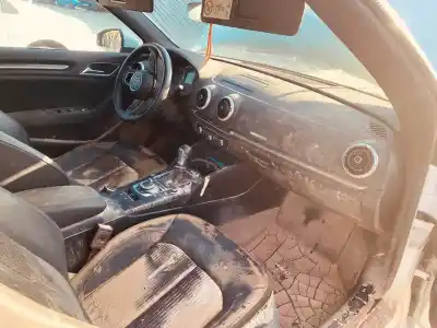 Veículo de Sucata audi a3 cabrio (8ve) design edition 116 cv / 85 kw do ano 2001 alimentado czc