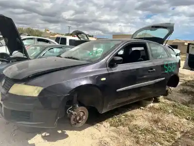 Vehicul casat fiat stilo (192) 1.9 jtd cat al anului 2001 alimentat 192a1000