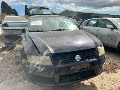 Vehicul casat fiat stilo (192) 1.9 jtd cat al anului 2001 alimentat 192a1000
