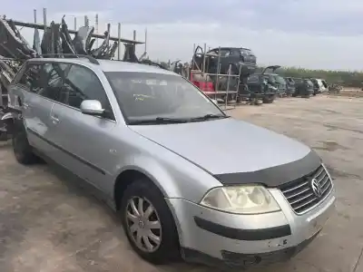 Veicolo di demolizione volkswagen passat b5.5 variant (3b6) 1.9 tdi dell'anno 2025 alimentato avb