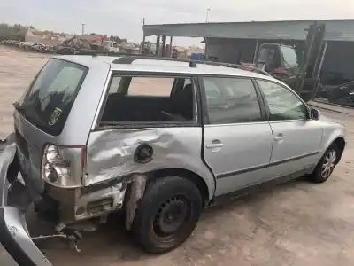Veicolo di demolizione volkswagen passat b5.5 variant (3b6) 1.9 tdi dell'anno 2025 alimentato avb