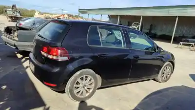 Sloopvoertuig VOLKSWAGEN GOLF VI (5K1)  van het jaar 2001 aangedreven CBDC Sloopvoertuig VOLKSWAGEN GOLF VI (5K1)  van het jaar 2001 aangedreven CBDC