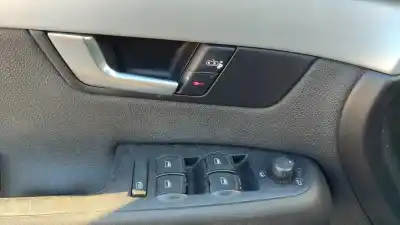 Veicolo di demolizione audi a4 berlina (8e) 2.0 tdi 16v (103kw) dell'anno 2004 alimentato bre