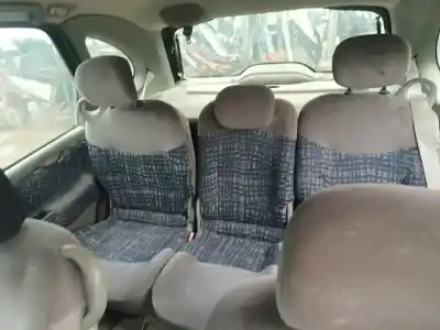 Sloopvoertuig renault megane i scenic (ja0) 1.9 dti diesel cat 98 cv / 72 kw van het jaar 2001 aangedreven f9qk7